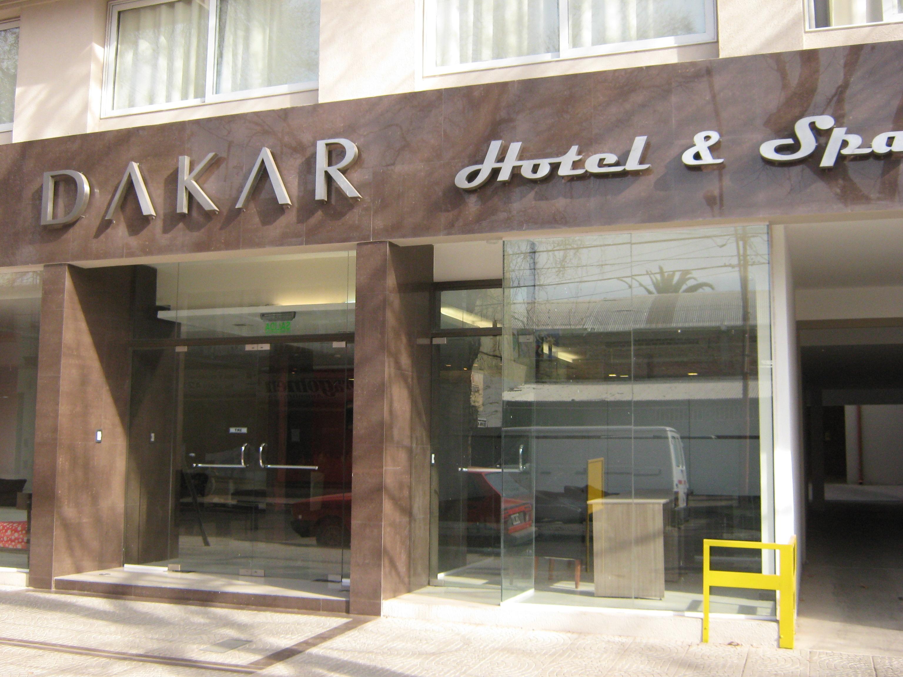 Dakar Hotel Mendoza Bagian luar foto